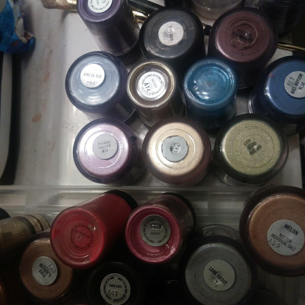 Authentic MAC PIGMENTS - Picture 3 of 4